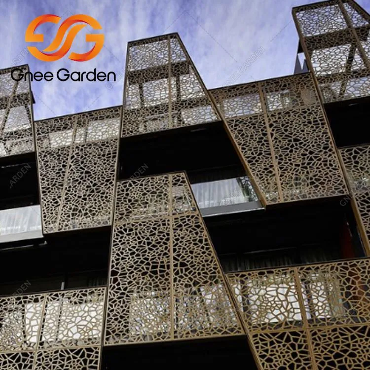 Valovita čelična fasada